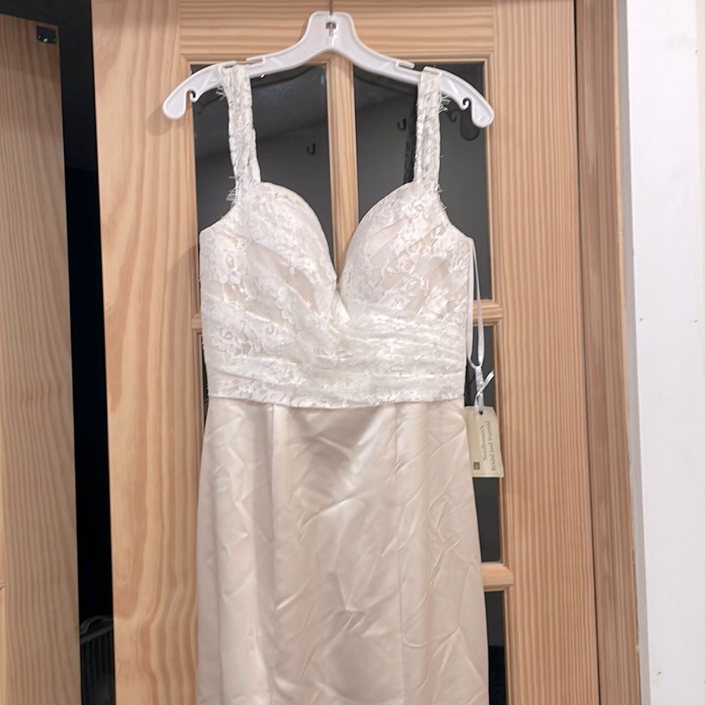 Wedding dress